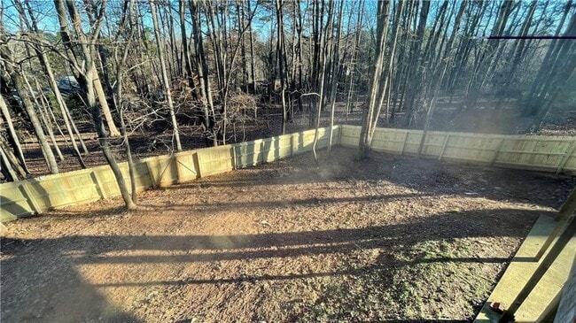 Building Photo - 2550 Highland Pointe Dr