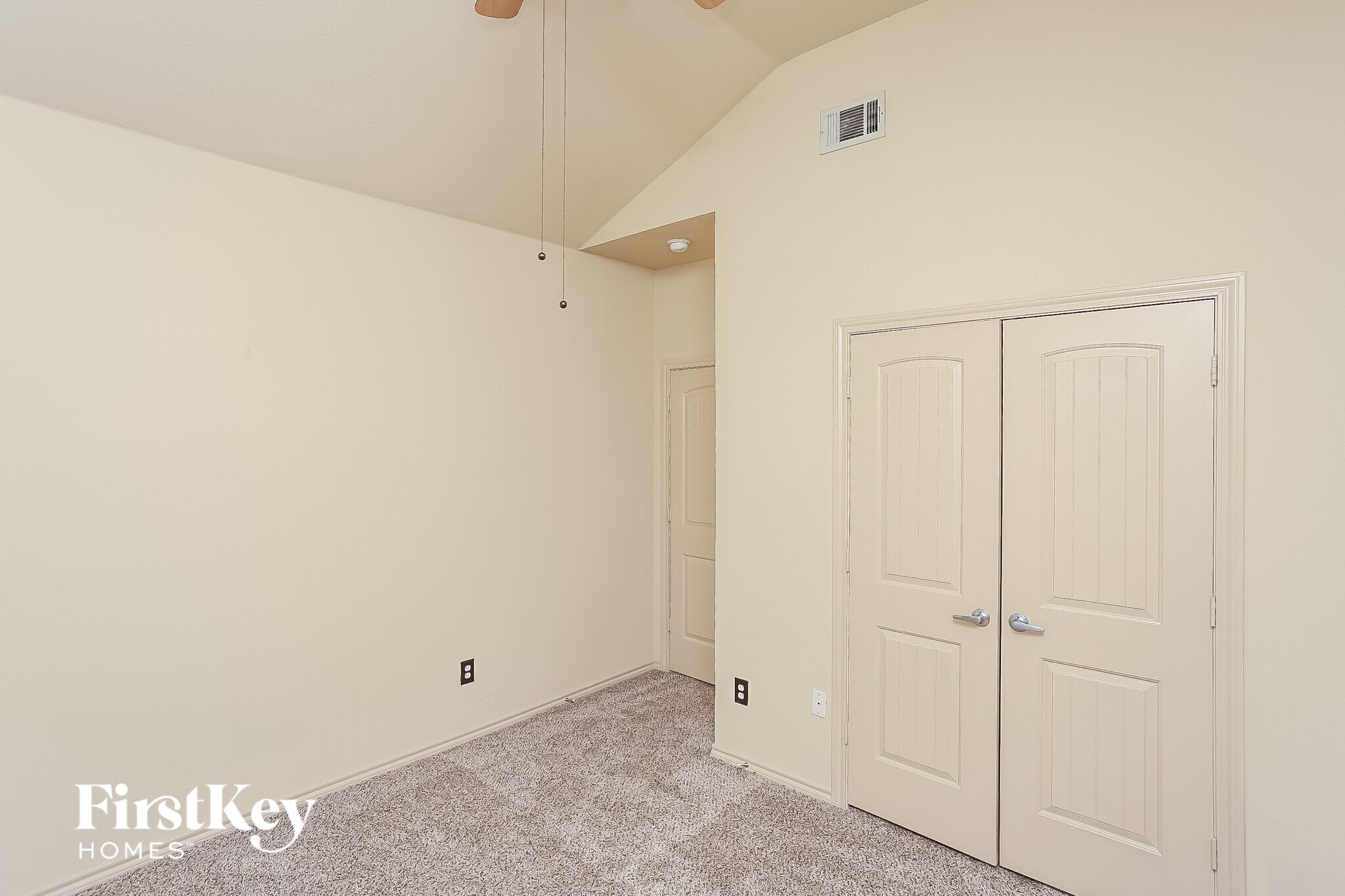 Building Photo - 14413 Artesia Ct