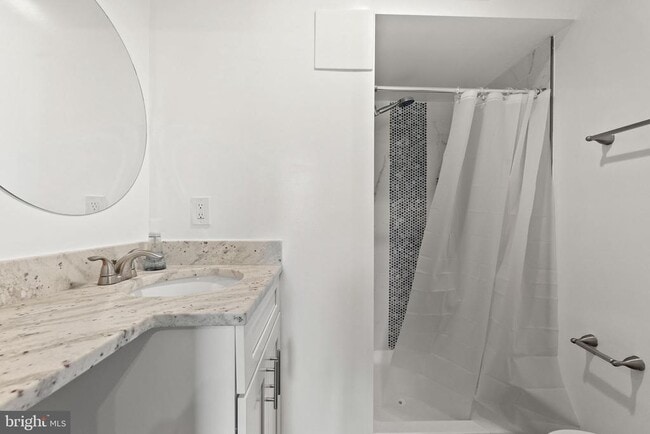 Building Photo - 3352 Huntley Sq Dr