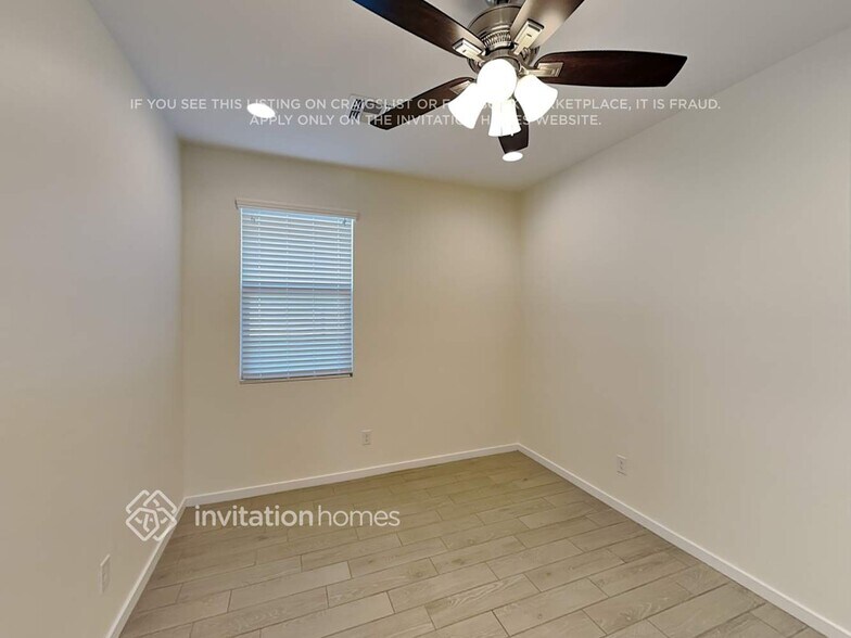 Building Photo - 17660 W Fetlock Trl