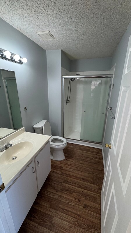 Building Photo - 24 Colonial Ct