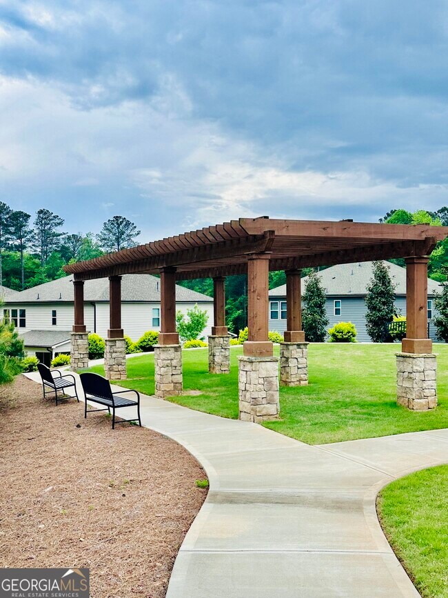 Building Photo - 603 Skye Ct