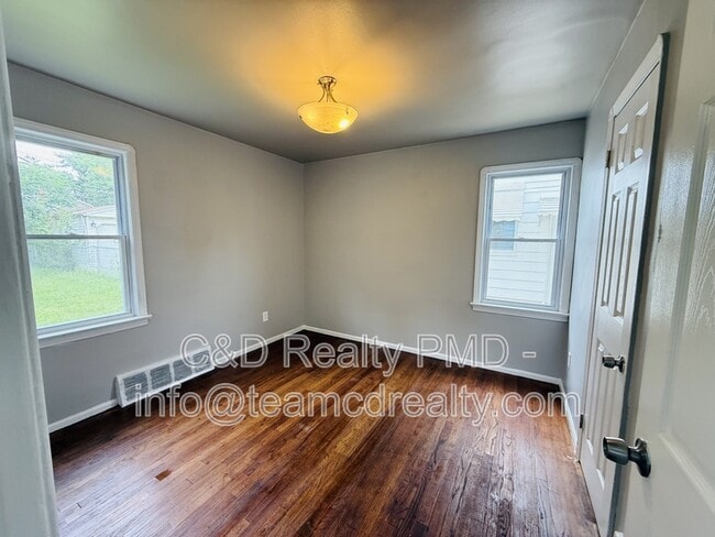 Building Photo - 14423 Tokay Ave