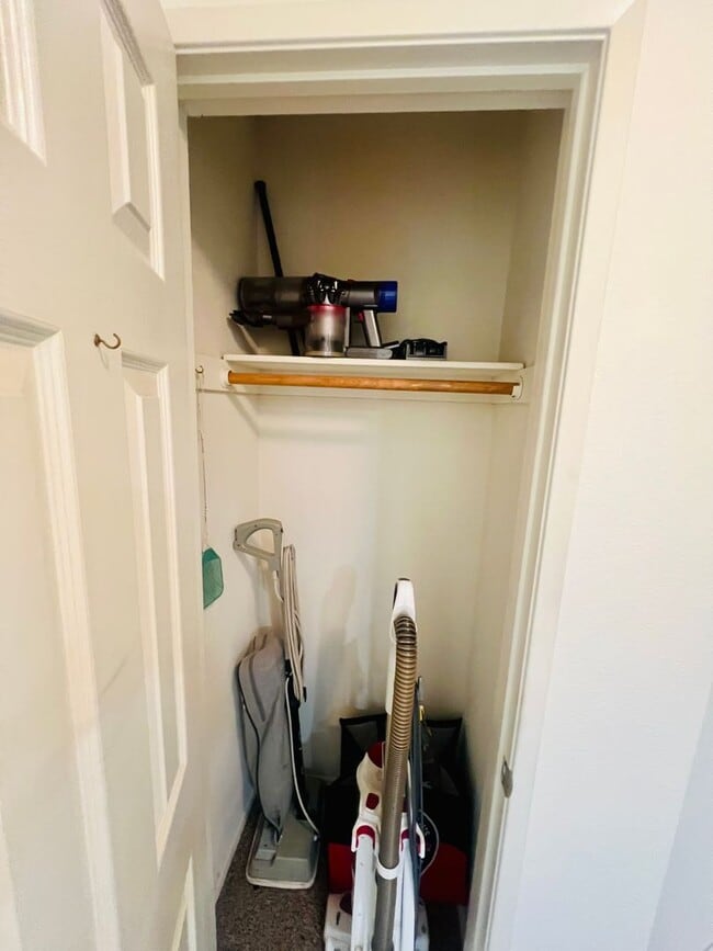 Building Photo - Affordable Comfort in 55+ Guard-Gated Comm...