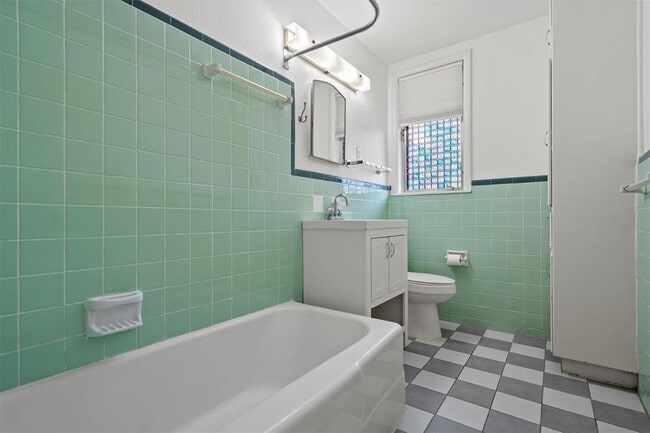 Building Photo - 5212 Berkman Dr