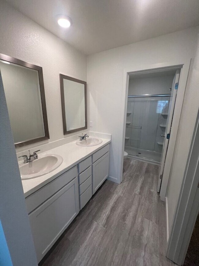 Building Photo - Brand New DR Horton Solar Smart Home with 4 Bedrooms.