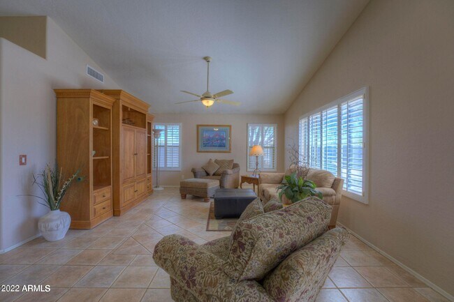 Building Photo - 35714 7th Ave