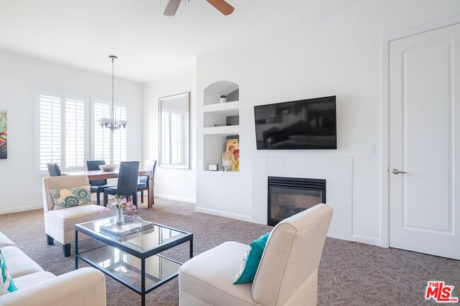 Building Photo - 77709 Tradition Dr