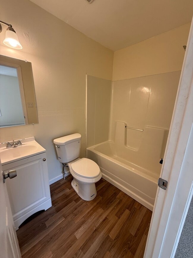 Building Photo - Convenient West Athens 2BD/2.5BA Townhome Minutes from UGA