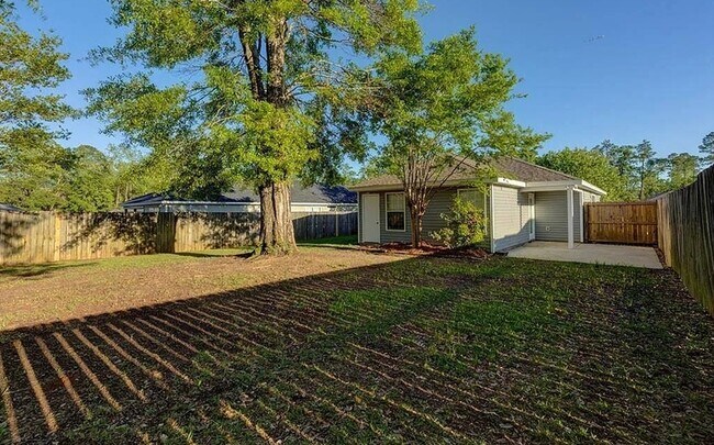 Building Photo - 8680 S Hamilton Bridges Dr