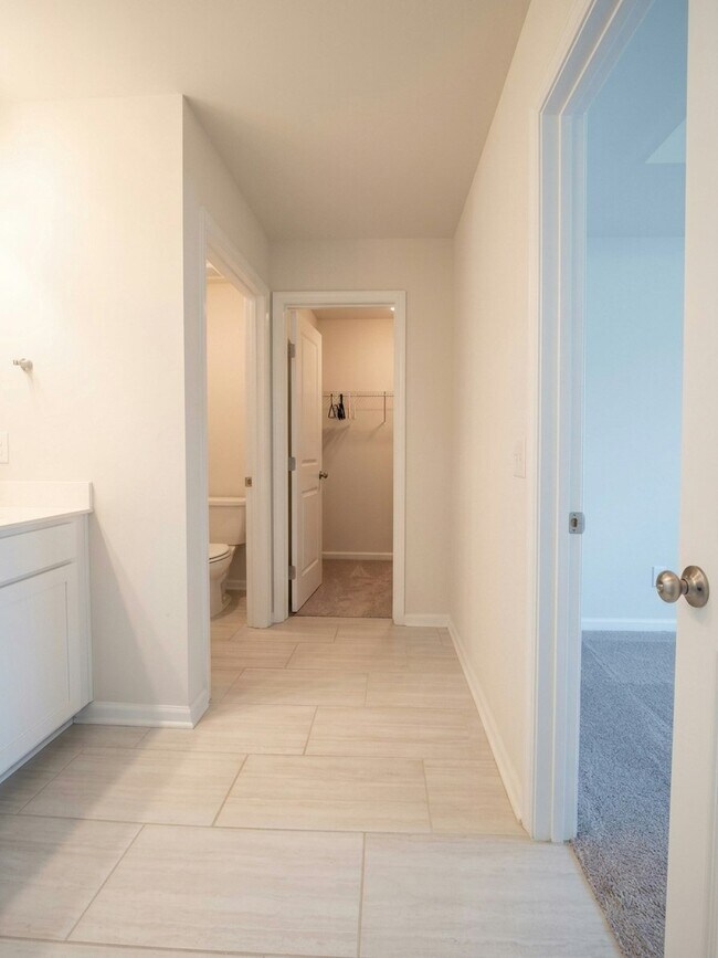 Building Photo - 311 Mahone Dr