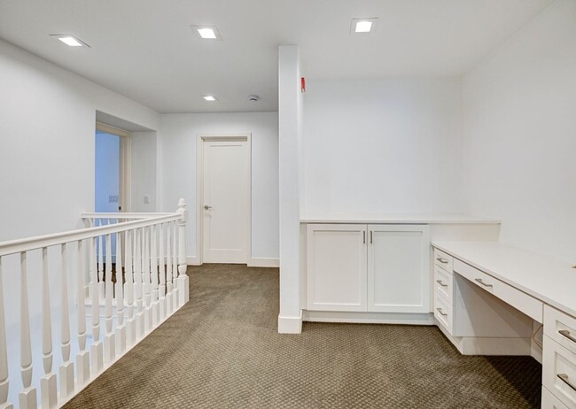 Building Photo - Amazing LARGE home in Ladera Ranch!