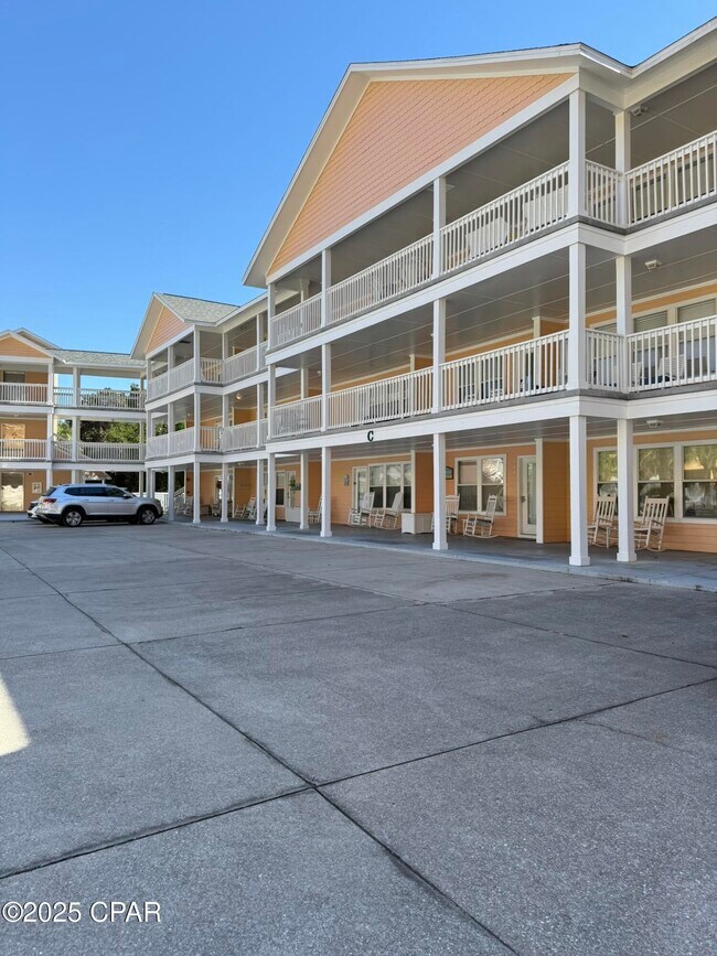 Building Photo - 17690 Front Beach Rd