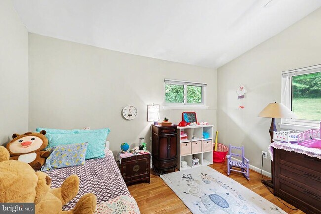 Building Photo - 6306 Beachway Dr