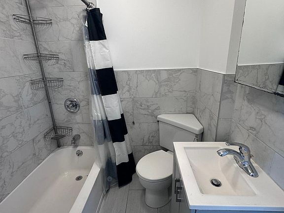 Building Photo - 77 Cottage St