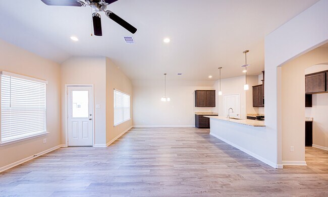 Building Photo - 2312 Cedar Pl Dr