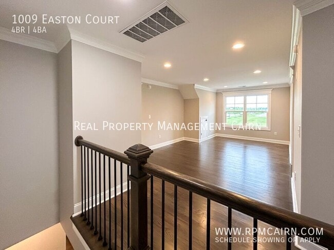 Building Photo - 1009 Easton Ct