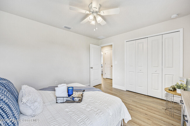 Building Photo - 167 Autumn Woods Dr