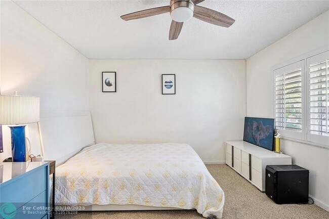 Building Photo - 10209 Vestal Ct