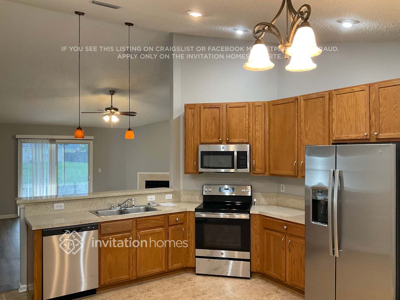Building Photo - 14079 Crestwick Dr W
