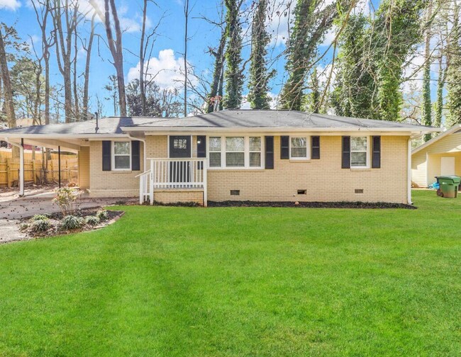 Primary Photo - 245 Bromack Dr SE