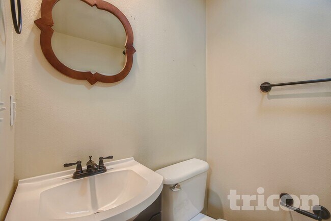 Building Photo - 9022 Lorraine Ave S