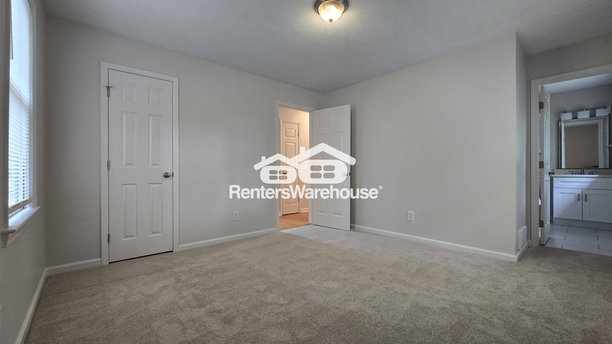 Building Photo - 3437 Stanford Cir