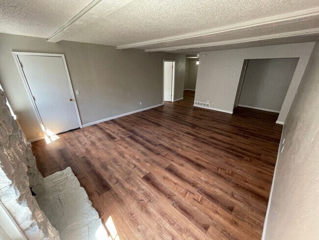 Primary Photo - 3 br, 2 bath House - 2612 N Ann Arbor Ave....