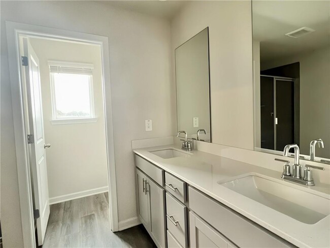 Building Photo - 4249 Tin Hare Ln