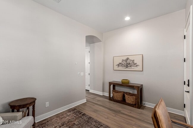 Building Photo - 22433 E Cattle Dr