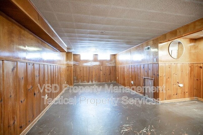 Building Photo - 20115 Libby Rd