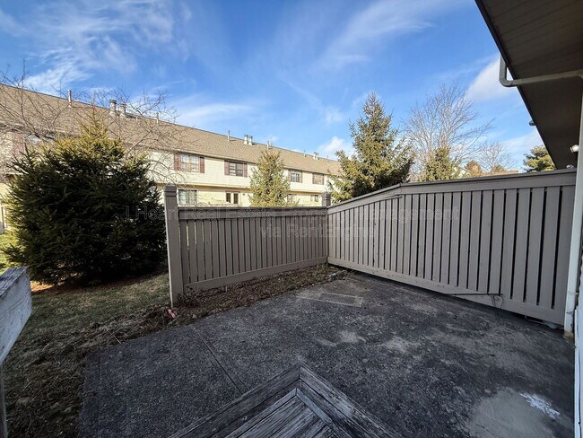 Building Photo - 1361 Eastwick Way