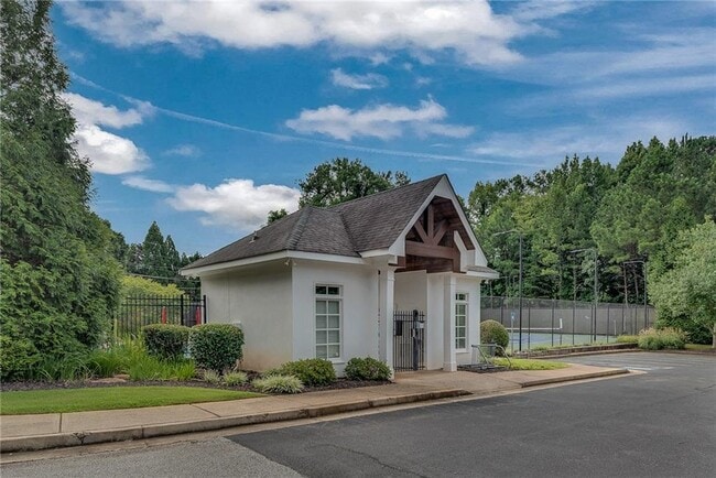 Building Photo - 3924 Sweat Creek Run NE
