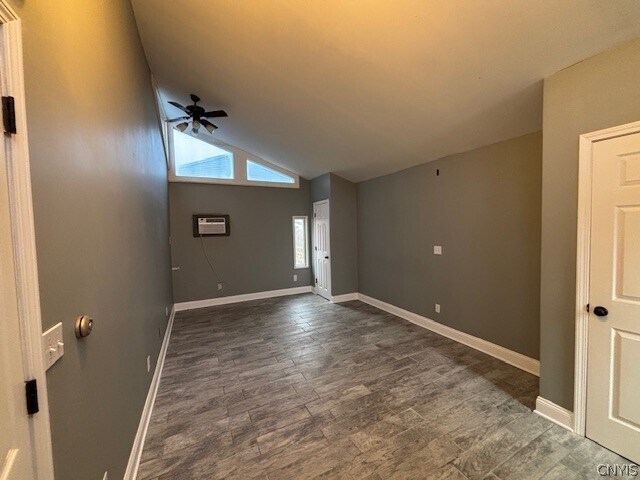 Building Photo - 7420 Mapleview Rd