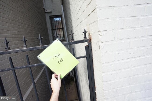 Building Photo - 1754 Corcoran St NW