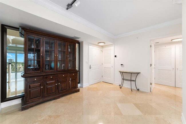 Building Photo - 99 SE Mizner Blvd