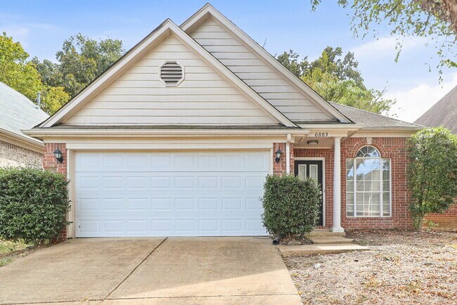 Building Photo - 6883 Showboat Ln