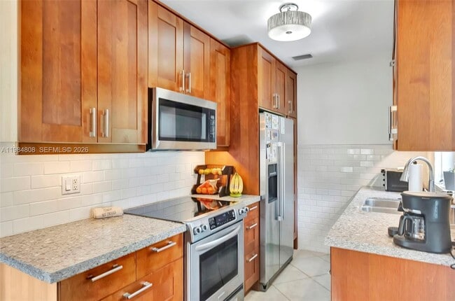 Building Photo - 1224 NE 182nd St