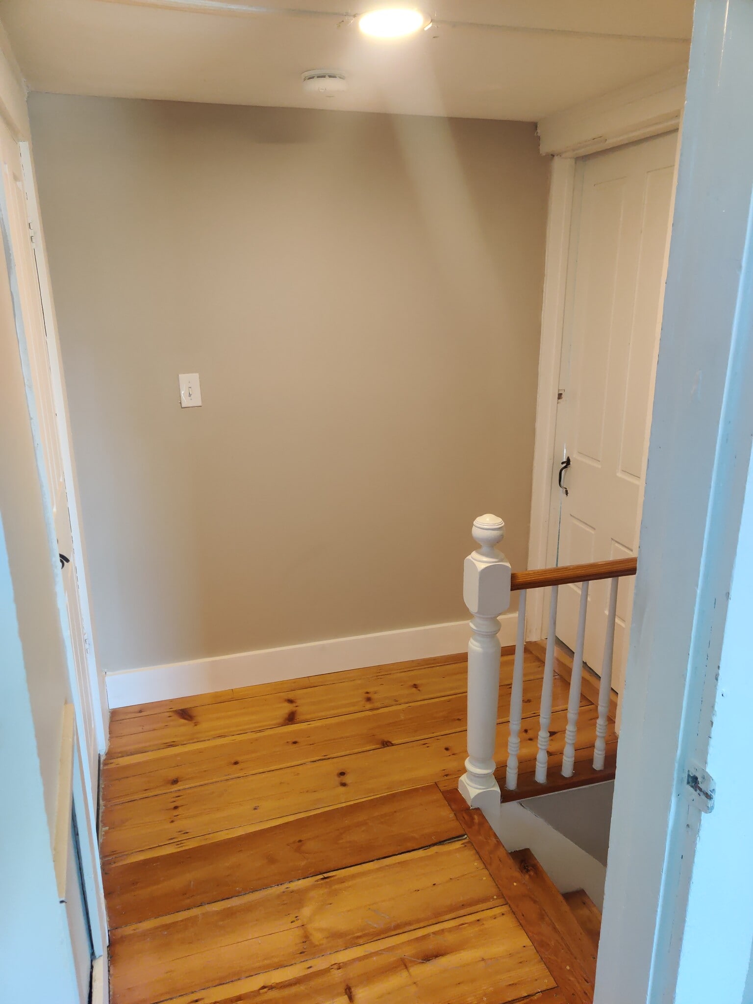 Building Photo - 37 Whitehall Rd