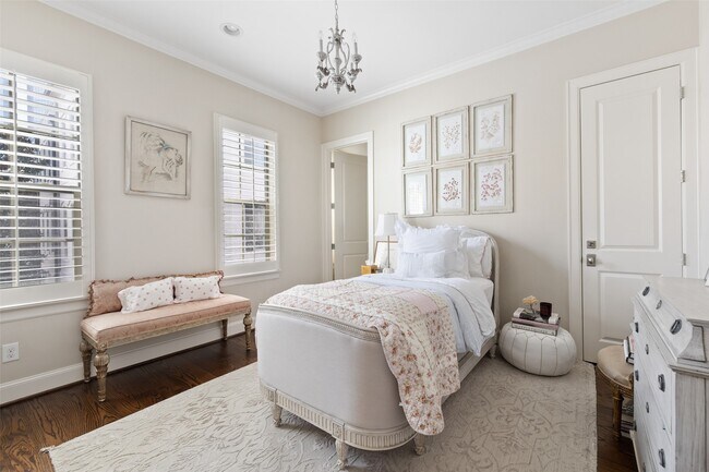 Building Photo - 1202 Wynden Commons Ln