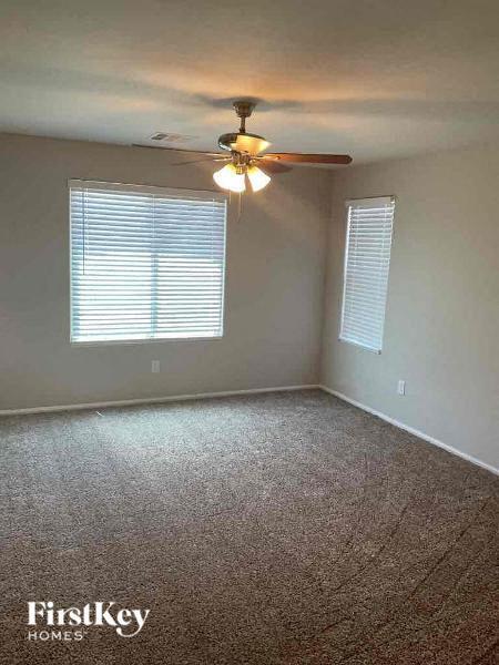 Building Photo - 6431 Kellyville Dr