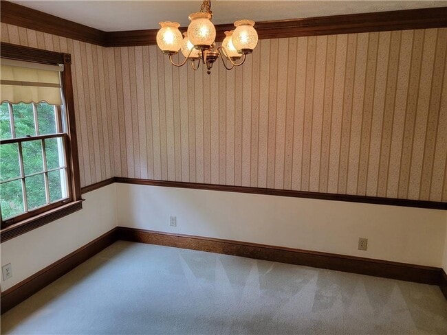 Building Photo - 3798 Lee Ridge Way SW