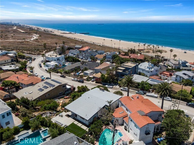 Building Photo - 7512 Rindge Ave