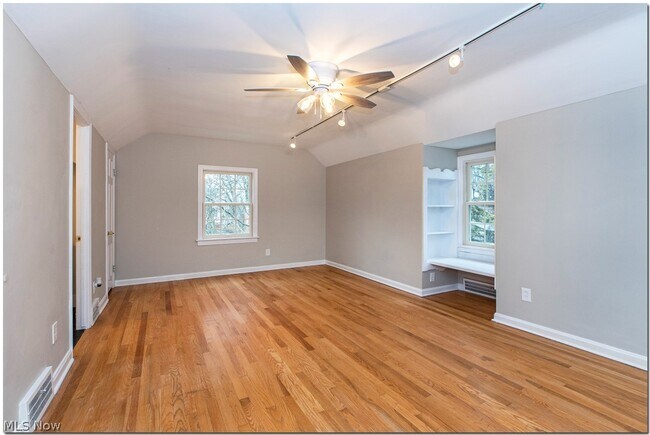 Building Photo - 2685 Rocklyn Rd