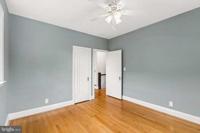 Building Photo - 418 Murdock Rd