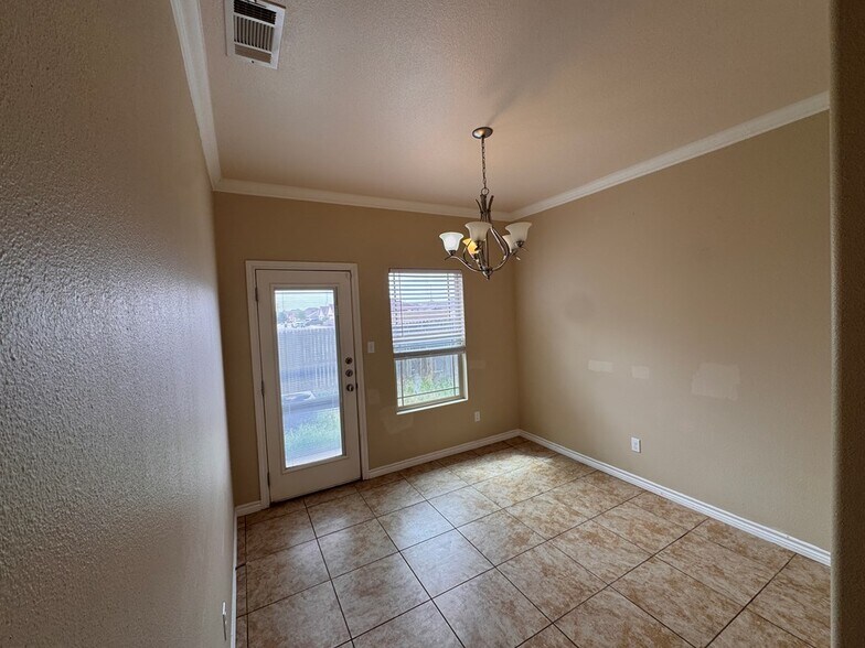 Building Photo - 7214 Barksdale Ln