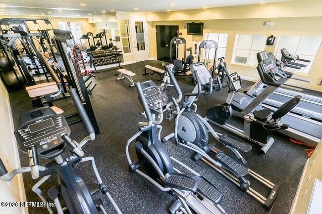 Building Photo - 1001 Monument Rd