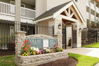 Explore Villas at Lawrence - Villas at Lawrence