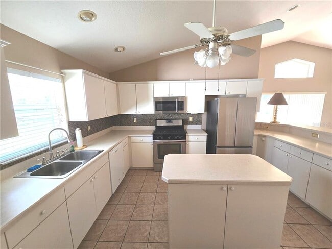 Building Photo - 752 Citrus Dr