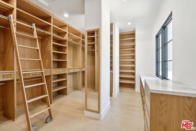 Building Photo - 4261 Temma Ct